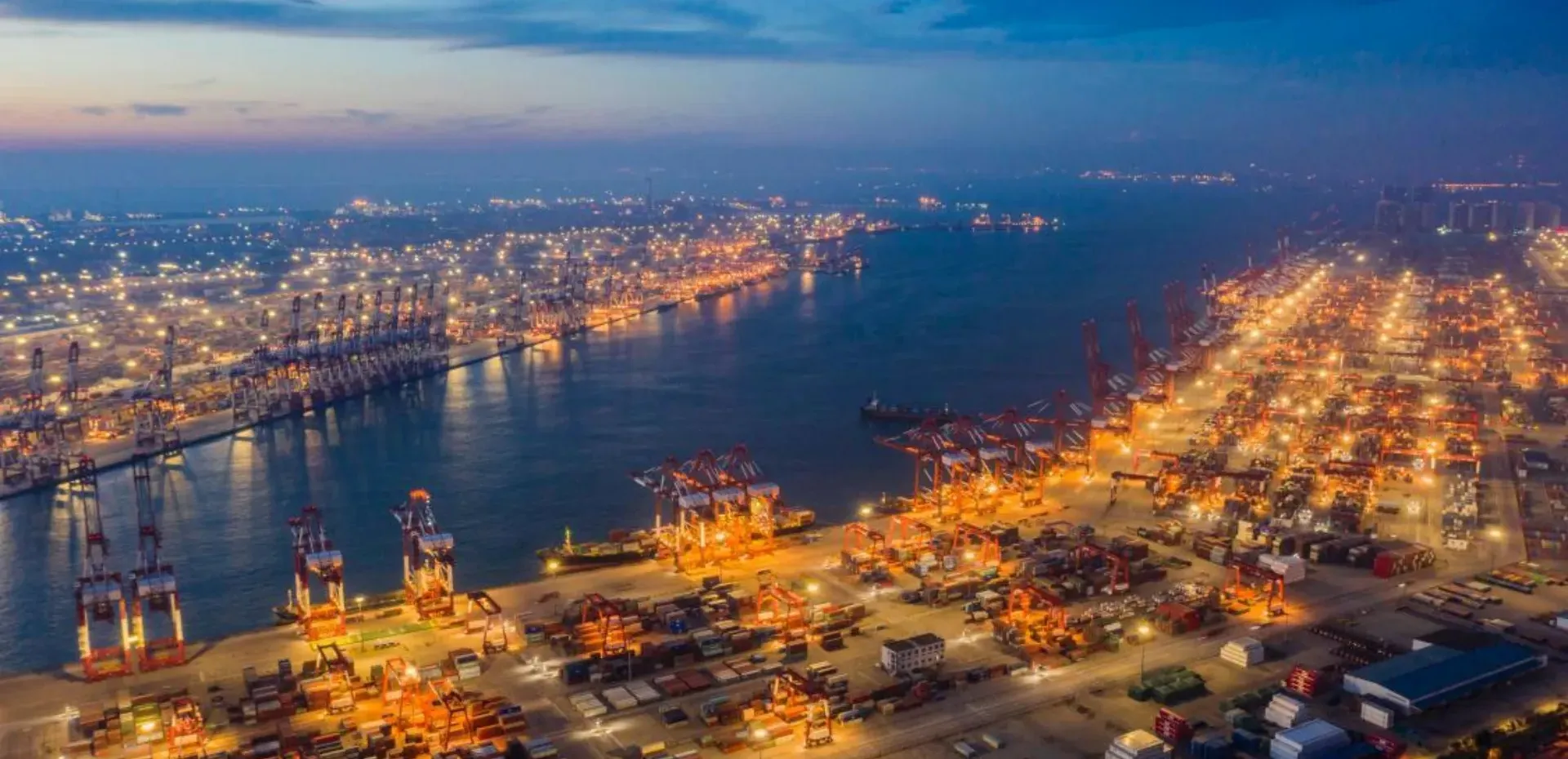 Heavy Load, High Efficiency – Global Port Link